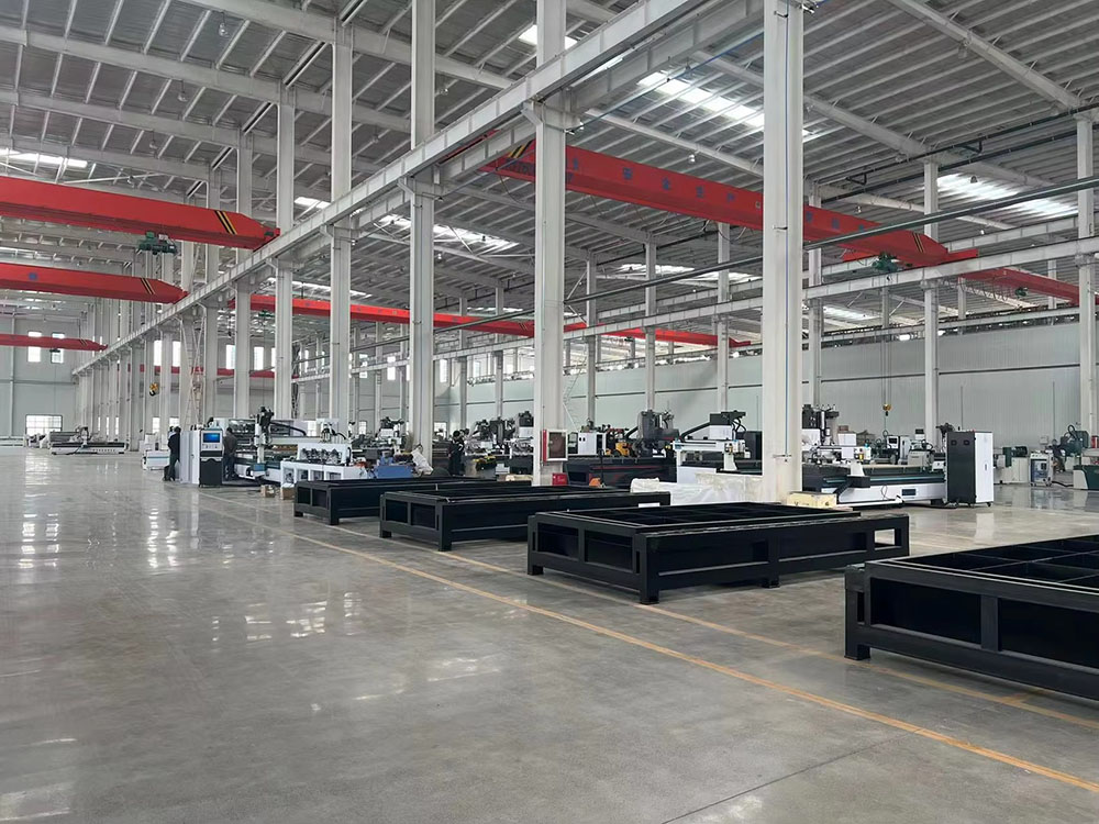 آلة قطع أنابيب صناعية بالليزر  - مراجعة Industrial Laser Machine Price وسعره